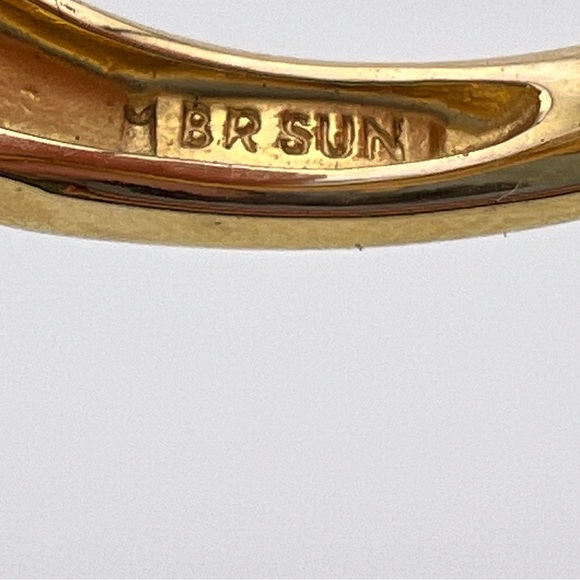 Ring - Picture 5 of 7